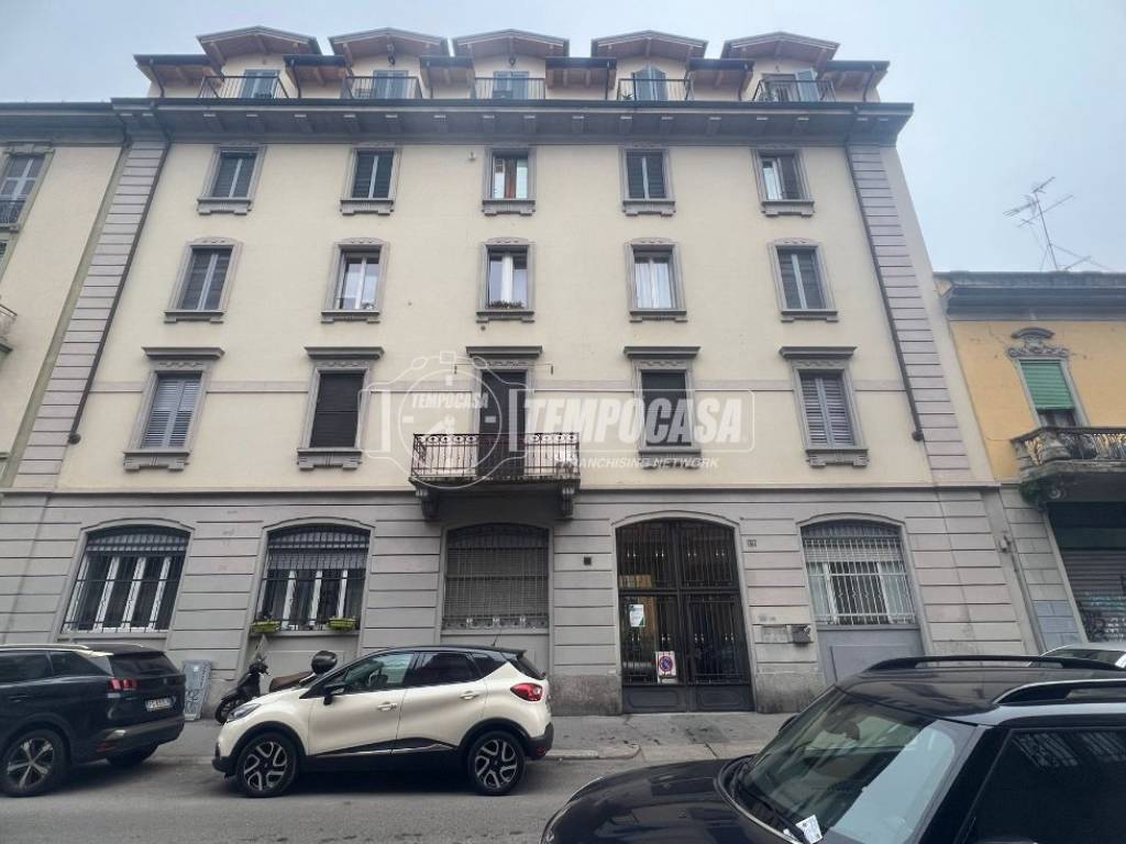 negozio in vendita a Milano in zona Loreto