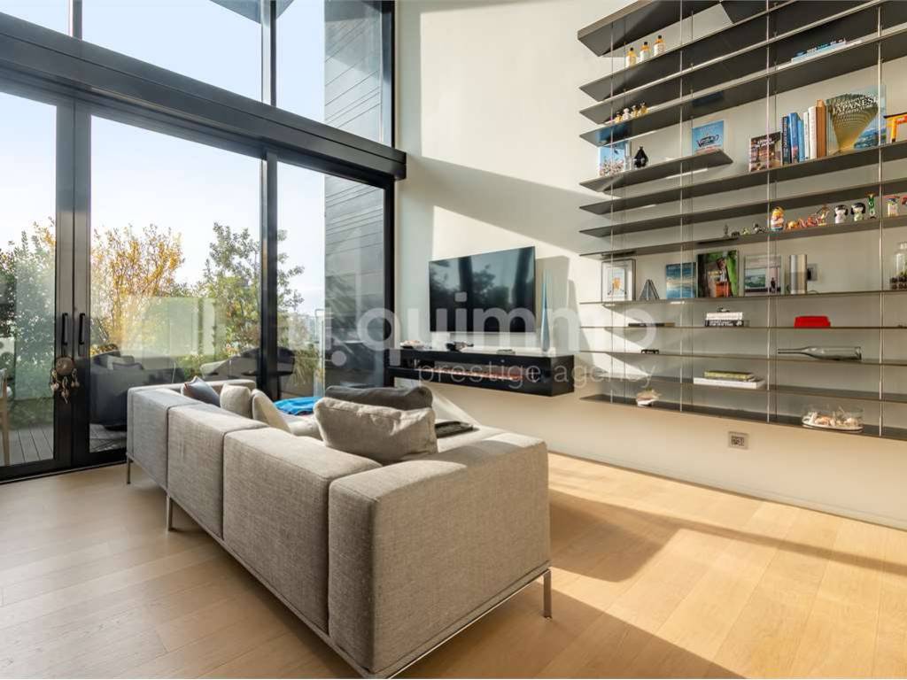 appartamento in vendita a Milano in zona Porta Nuova
