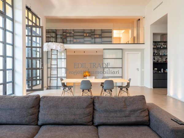 appartamento in vendita a Milano in zona Isola