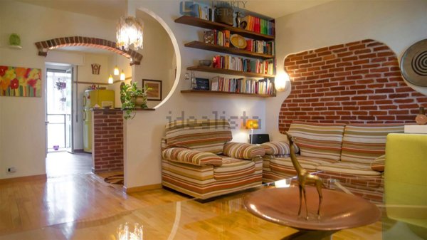 appartamento in vendita a Milano in zona Gallaratese