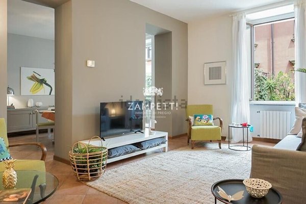 appartamento in vendita a Milano in zona Porta Garibaldi