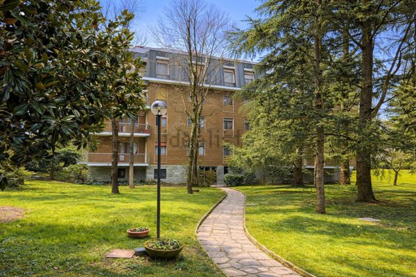 appartamento in vendita a Milano in zona San Siro