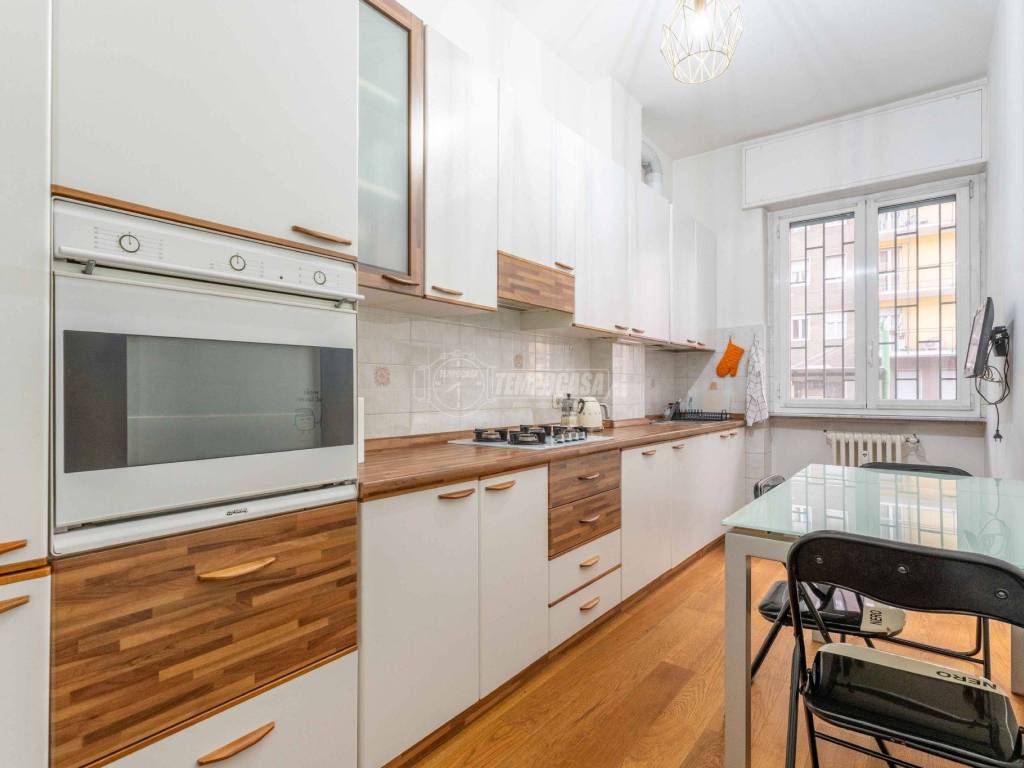 appartamento in vendita a Milano in zona Chiesa Rossa