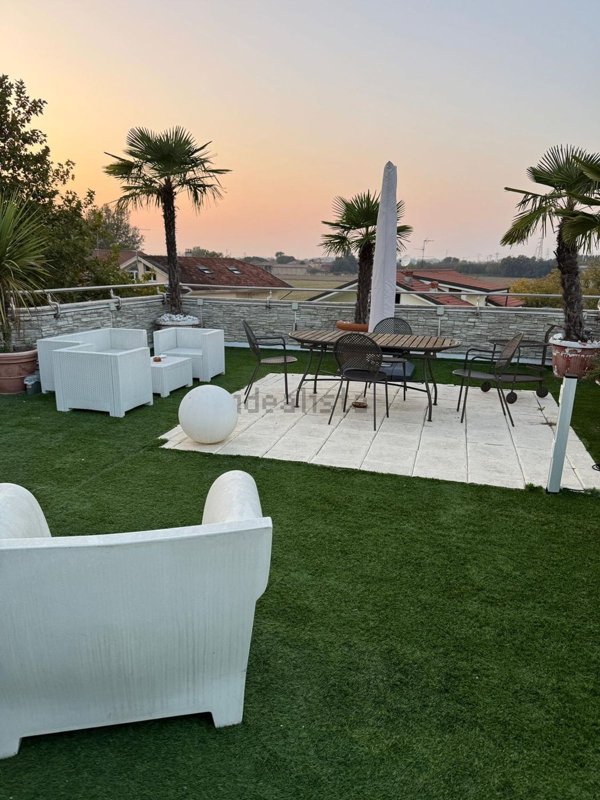 appartamento in vendita a Milano in zona Muggiano