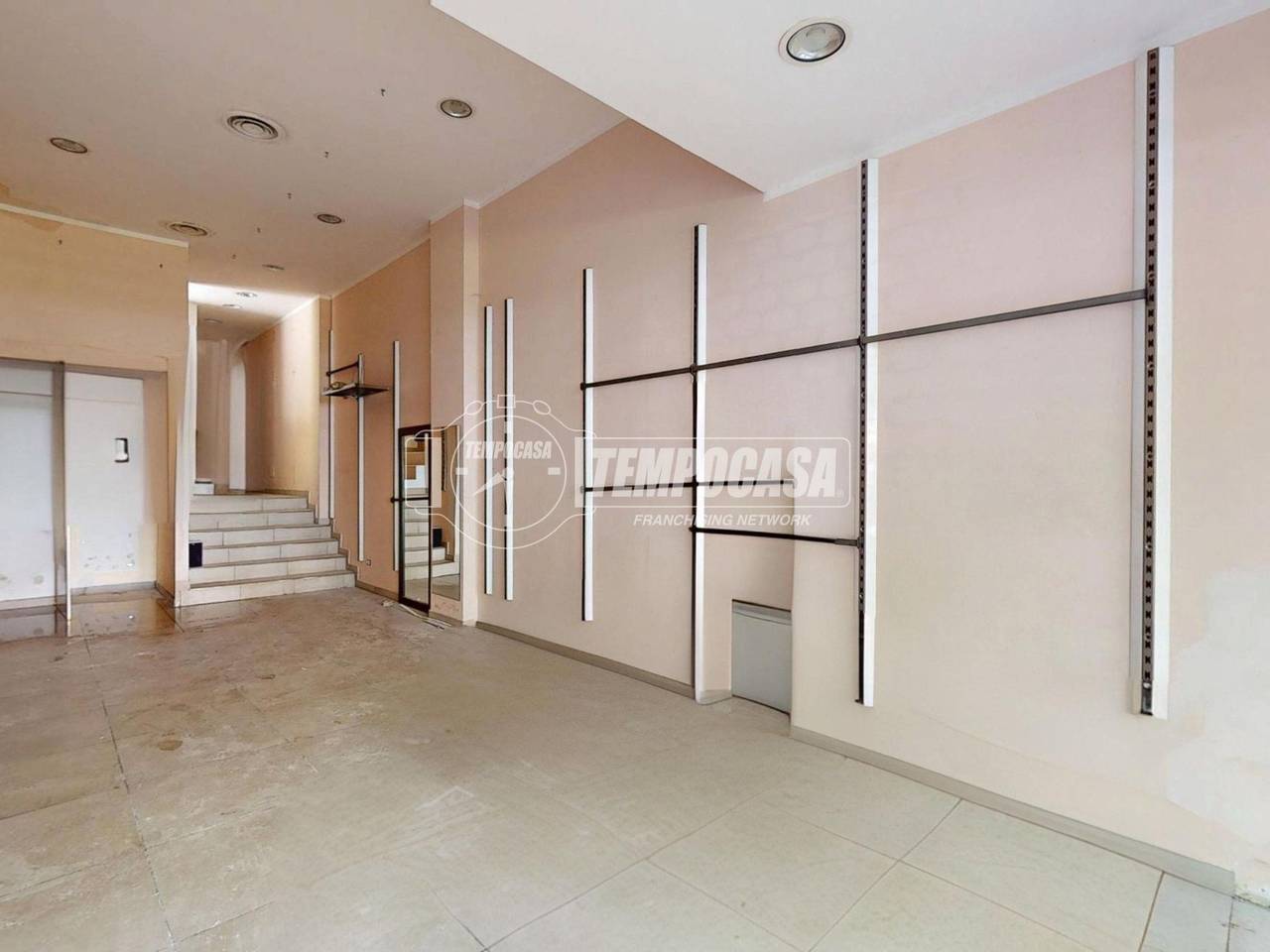 appartamento in vendita a Milano in zona Villapizzone