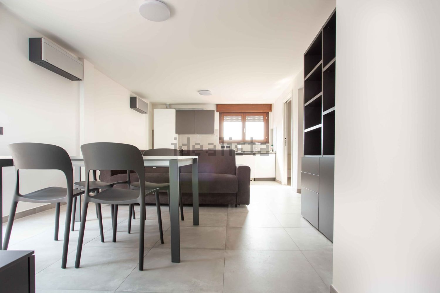 appartamento in vendita a Milano in zona Vigentino