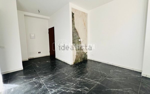appartamento in vendita a Milano in zona Rottole