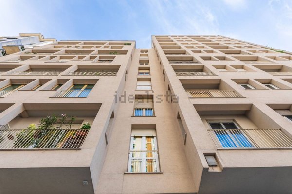 appartamento in vendita a Milano in zona Centro Direzionale