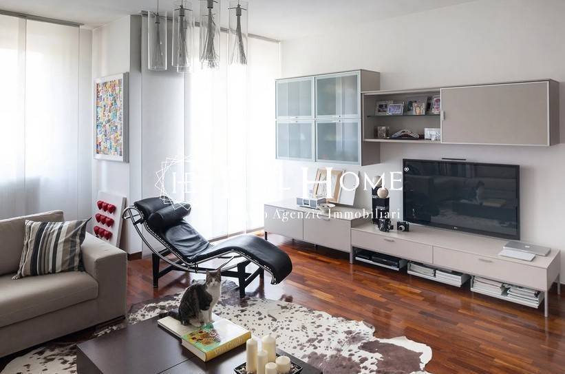 appartamento in vendita a Milano in zona Trenno