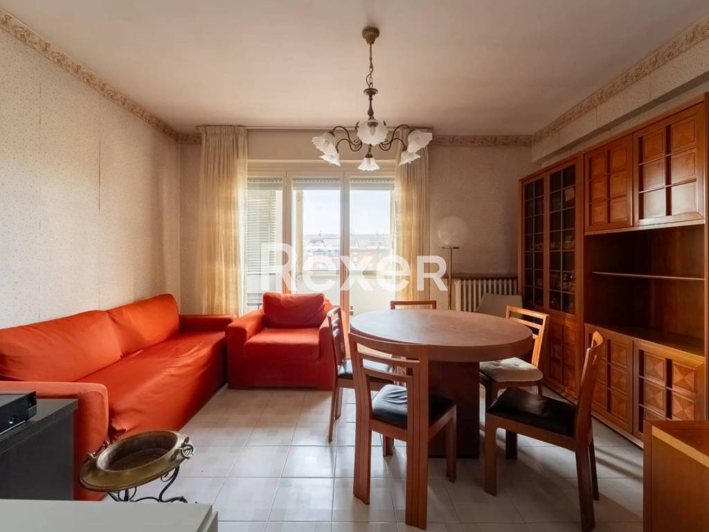 appartamento in vendita a Milano in zona Barona