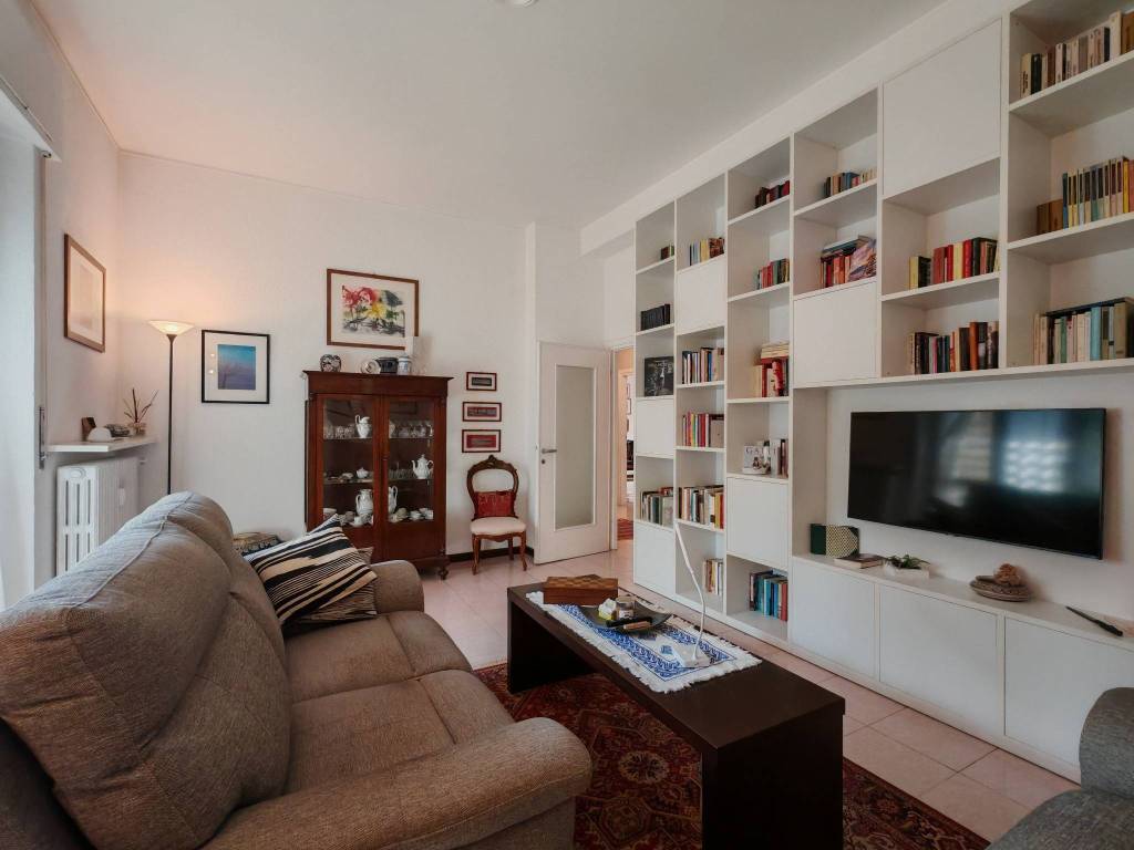 appartamento in vendita a Milano in zona Niguarda