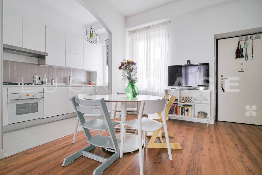 appartamento in vendita a Milano in zona Dergano