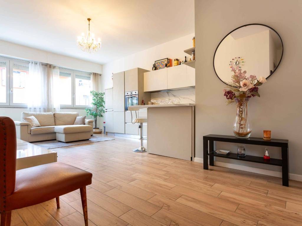 appartamento in vendita a Milano in zona Corvetto