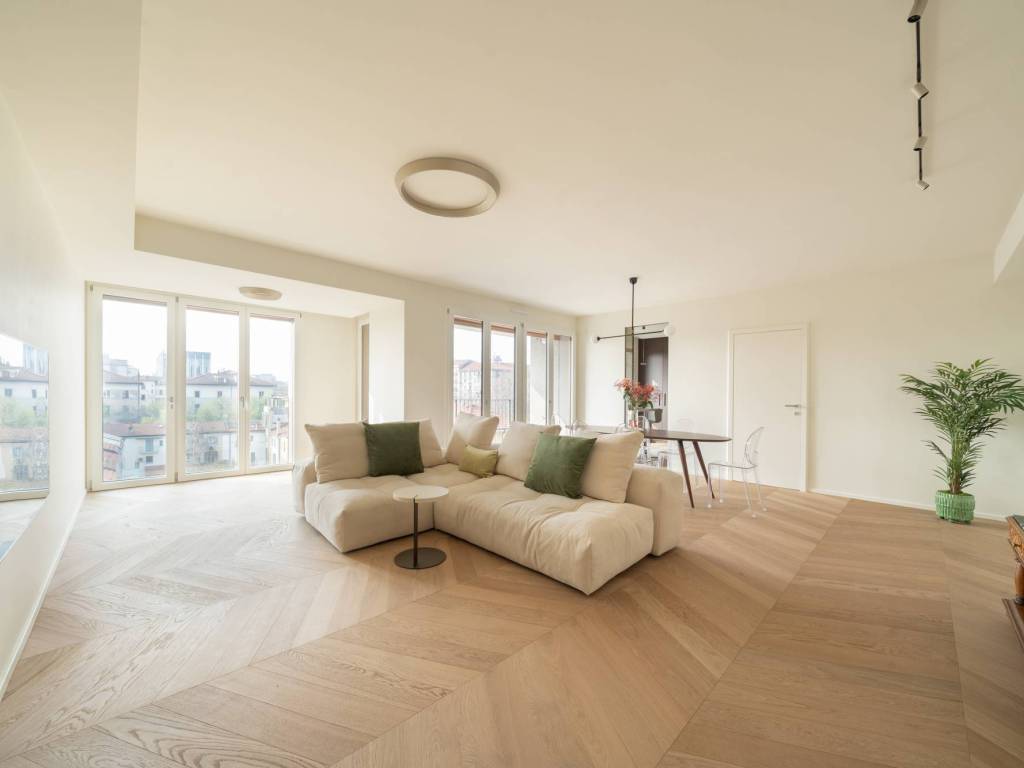 appartamento in vendita a Milano in zona Città Studi