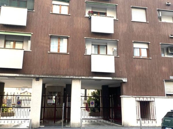 appartamento in vendita a Milano in zona Il Portello