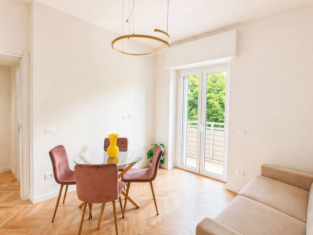 appartamento in vendita a Milano in zona Isola