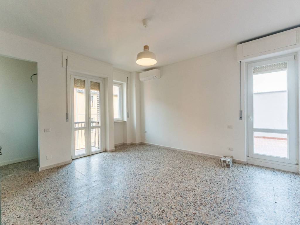 appartamento in vendita a Milano in zona Corvetto