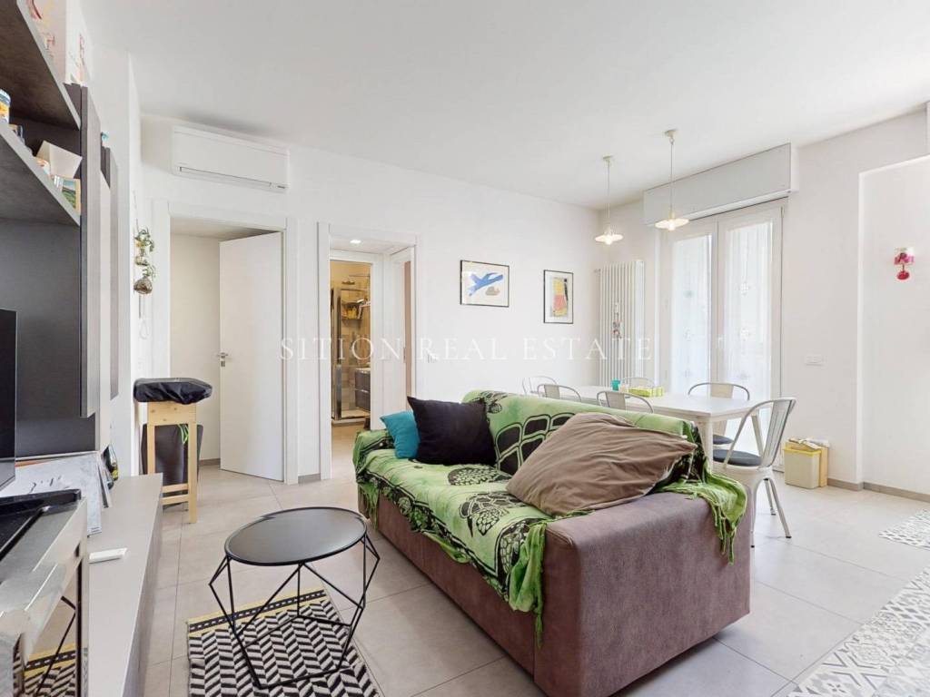 appartamento in vendita a Milano in zona Famagosta