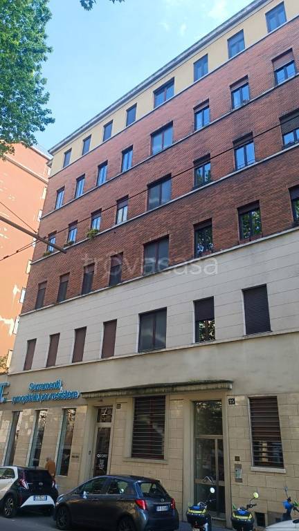 appartamento in vendita a Milano in zona Il Portello