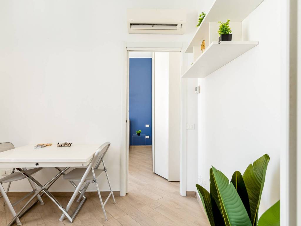 appartamento in vendita a Milano in zona Guastalla