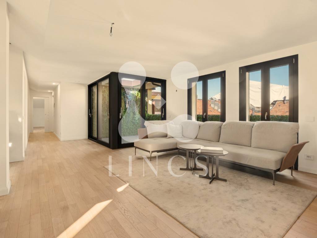 appartamento in vendita a Milano in zona Porta Venezia