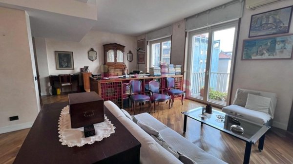 appartamento in vendita a Milano in zona Il Portello