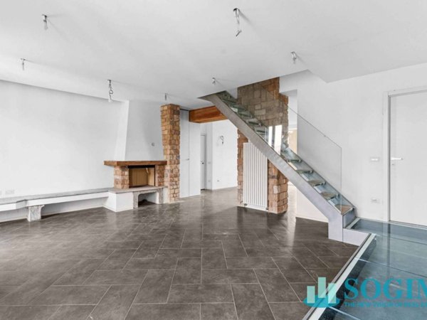 appartamento in vendita a Milano in zona Gorla