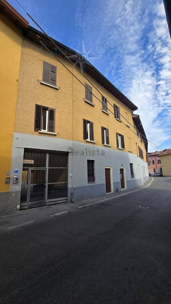 appartamento in vendita a Milano in zona Quinto Romano