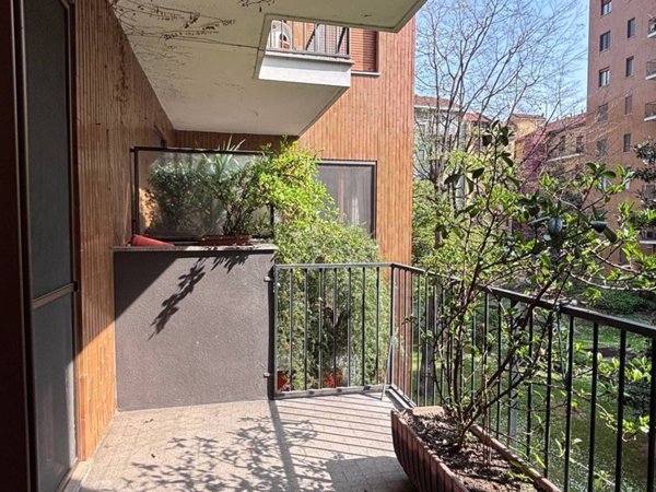 appartamento in vendita a Milano in zona Conchetta