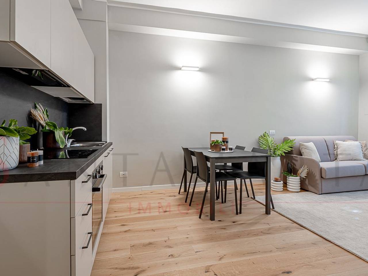 appartamento in vendita a Milano in zona Lorenteggio