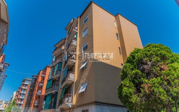 appartamento in vendita a Milano in zona Affori