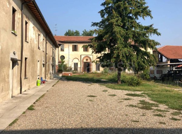 casa indipendente in vendita a Milano in zona Chiesa Rossa