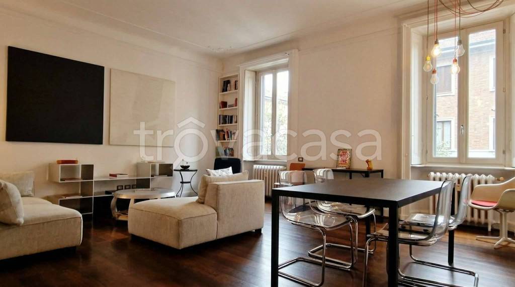 appartamento in vendita a Milano in zona Città Studi