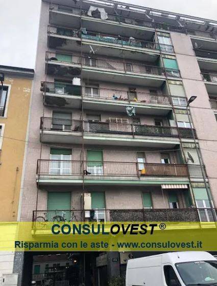 appartamento in vendita a Milano in zona Rogoredo