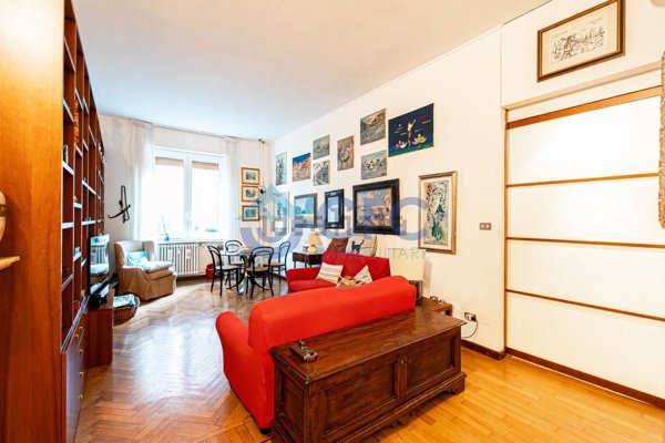 ufficio in vendita a Milano in zona Centro Storico