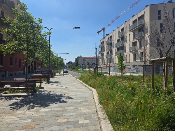 appartamento in vendita a Milano in zona Lorenteggio