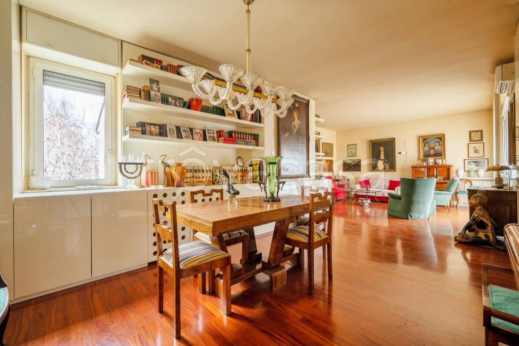 appartamento in vendita a Milano in zona Precotto