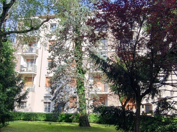 appartamento in vendita a Milano in zona Villapizzone