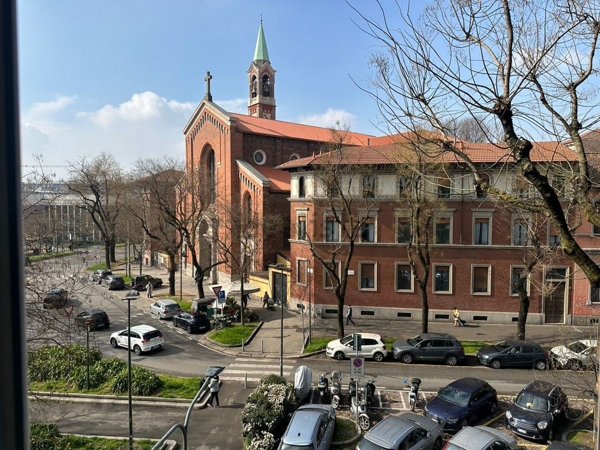 appartamento in vendita a Milano in zona Solari