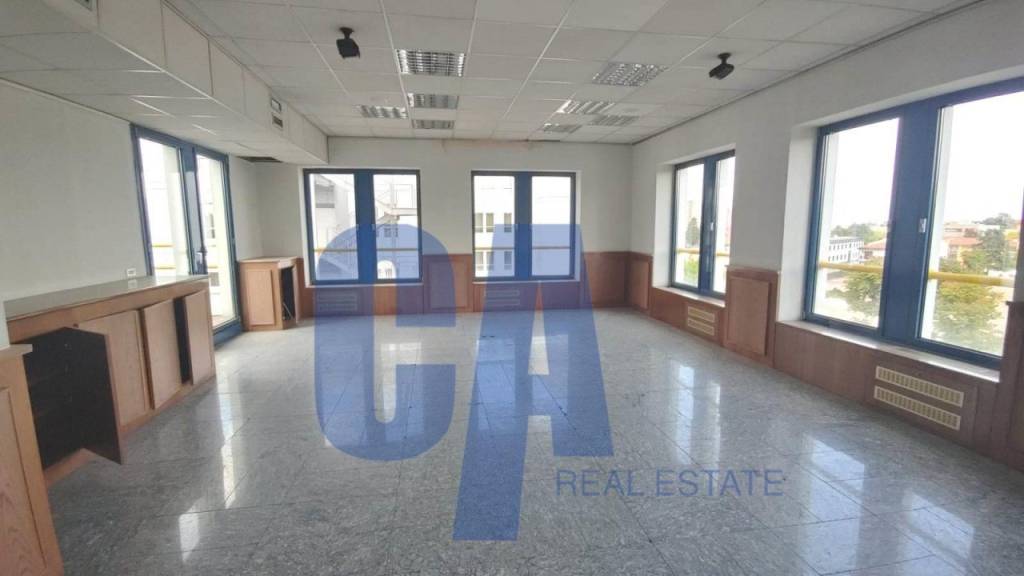 appartamento in vendita a Milano in zona Gallaratese