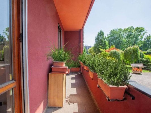 appartamento in vendita a Milano in zona Corvetto