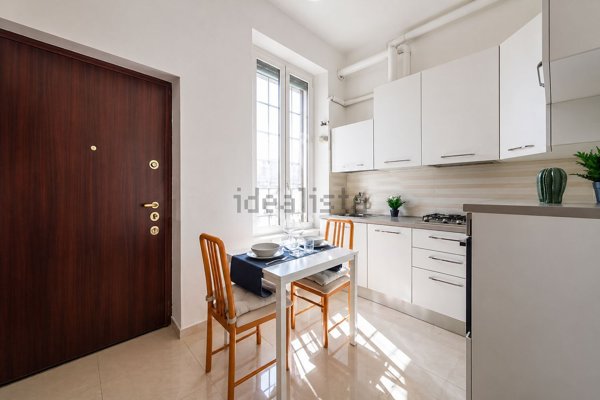 appartamento in vendita a Milano in zona Vigentino