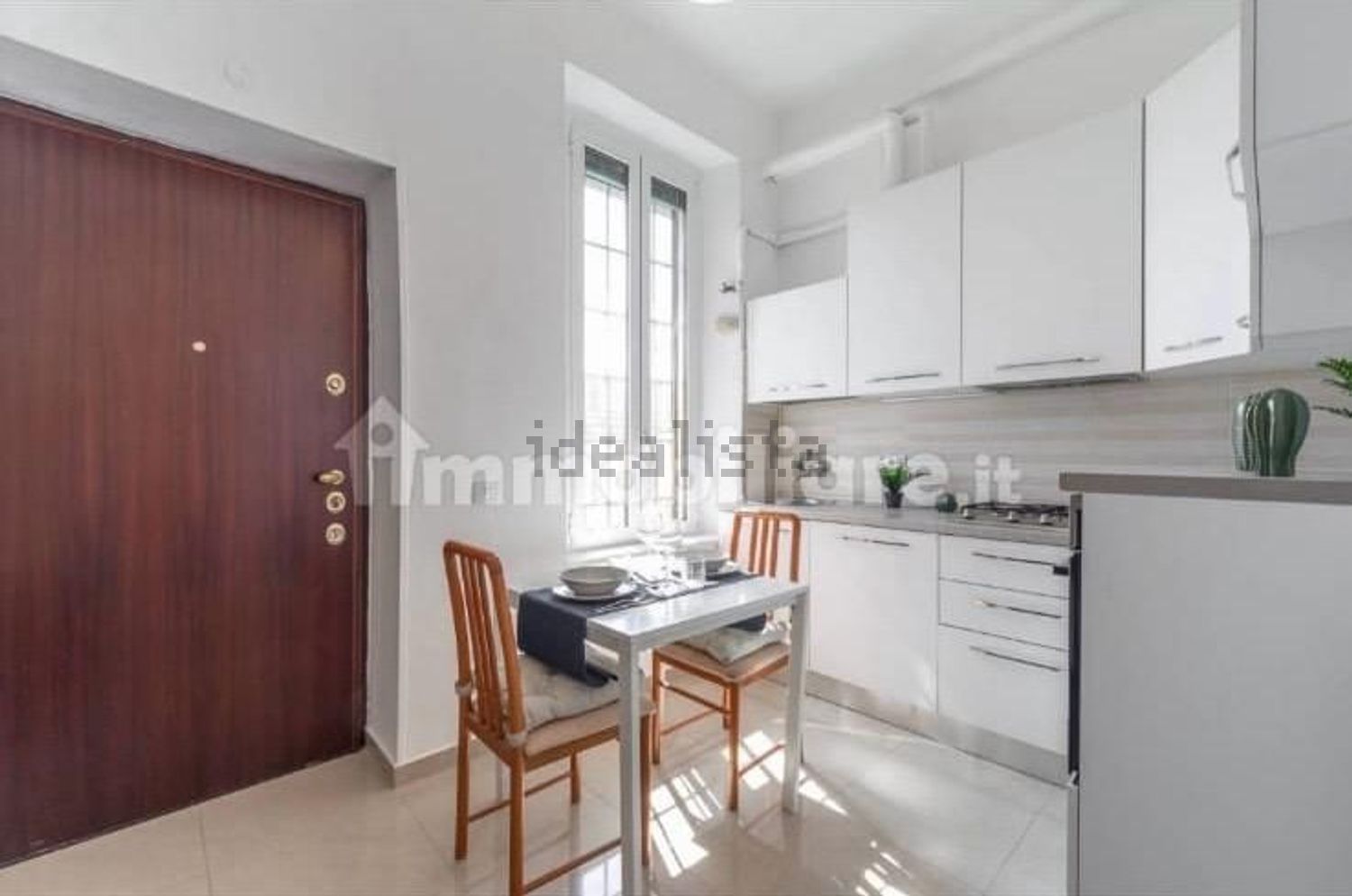 appartamento in vendita a Milano in zona Vigentino