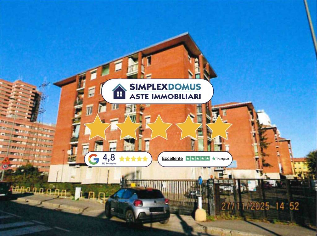 appartamento in vendita a Milano in zona Adriano