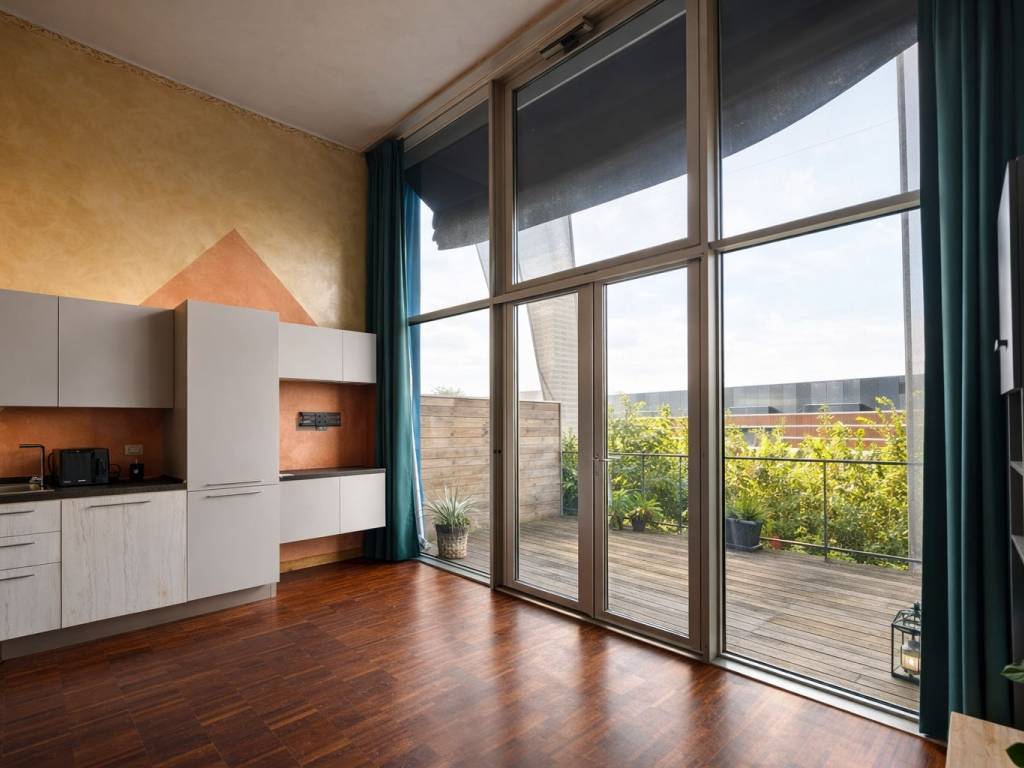 appartamento in vendita a Milano in zona Adriano