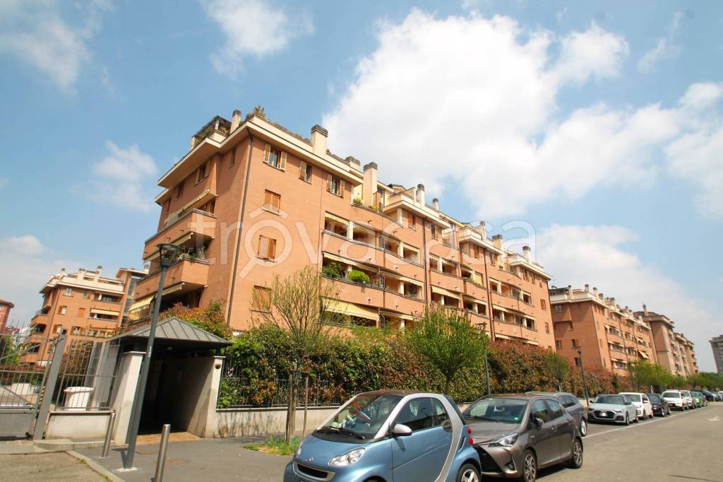 appartamento in vendita a Milano in zona Niguarda