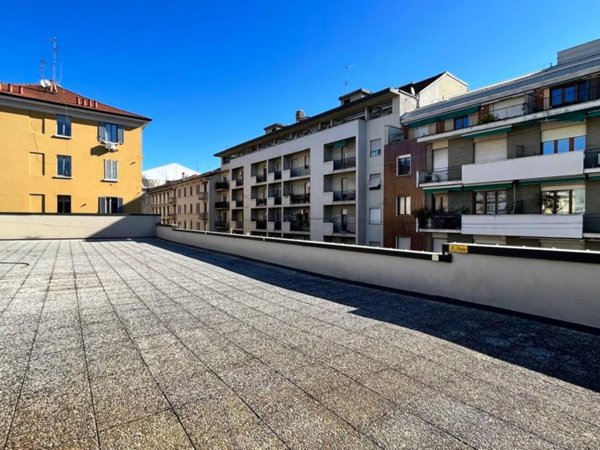appartamento in vendita a Milano in zona Bocconi