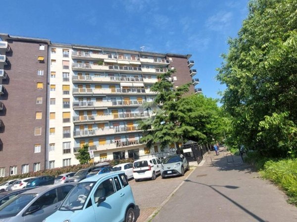 appartamento in vendita a Milano in zona Trenno
