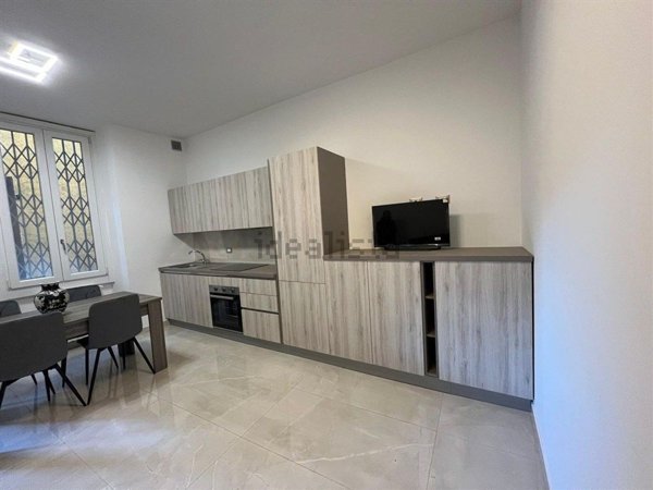 appartamento in vendita a Milano in zona Porta Genova