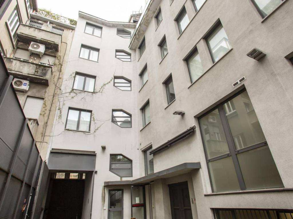 ufficio in vendita a Milano in zona Centro Direzionale